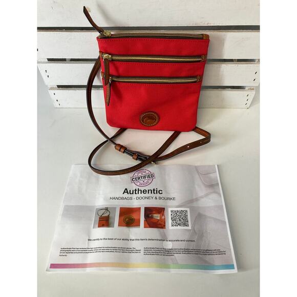 DOONEY & BOURKE SMALL RED CANVAS BROWN LEATHER CROSSBODY BAG - Picture 2 of 12